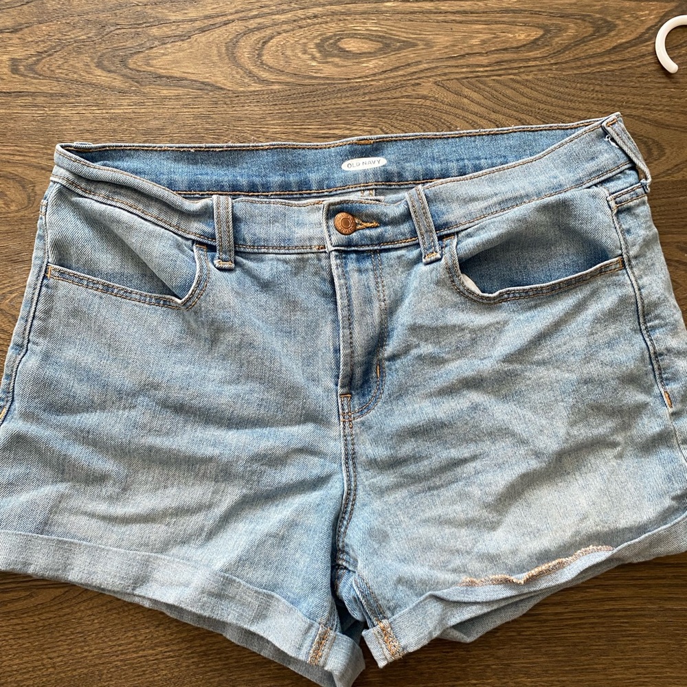 Old Navy jean shorts size 10